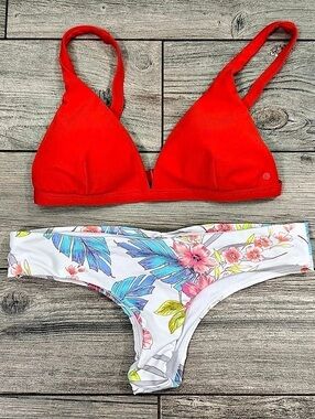 NWOT Volcom Floral Bikini Set